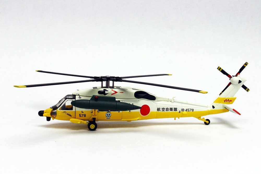 バンダイビジュアル購入特典の「1/144 救難ヘリUH-60J ダイキャストモデル」。