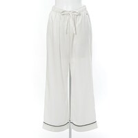 ルルーシュ・ヴィ・ブリタニアモデルのルームウェア。