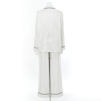 ルルーシュ・ヴィ・ブリタニアモデルのルームウェア。