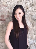 コロンビーヌ役の大湖せしる。