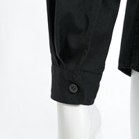 遠坂凛モデルのシャツ。