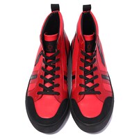 遠坂凛モデルのスニーカー。