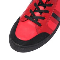 遠坂凛モデルのスニーカー。