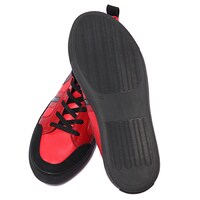 遠坂凛モデルのスニーカー。