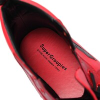 遠坂凛モデルのスニーカー。