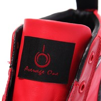 遠坂凛モデルのスニーカー。