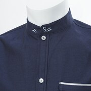 セイバーモデルのシャツ。