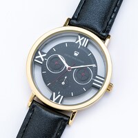 赤井秀一モデルの腕時計。