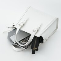 怪盗キッドモデルのバッグ。