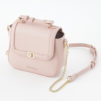 毛利蘭モデルのバッグ。