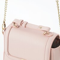 毛利蘭モデルのバッグ。