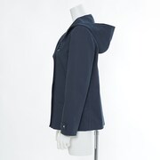 毛利蘭モデルのアウター。