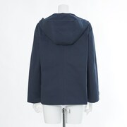 毛利蘭モデルのアウター。