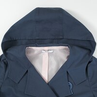 毛利蘭モデルのアウター。