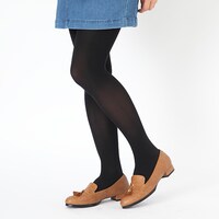 毛利蘭モデルのシューズ使用例。