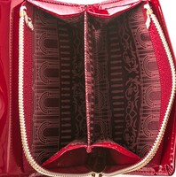 セイバーモデルの財布。