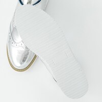 ガウェインモデルのシューズ。