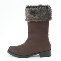 アーチャーモデルのシューズ。