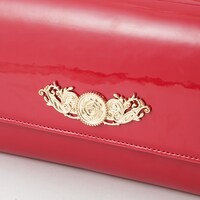 セイバーモデルのバッグ。