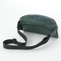 アーチャーモデルのバッグ。