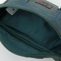 アーチャーモデルのバッグ。