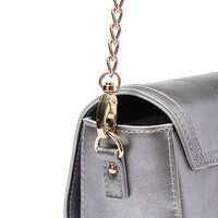 ガウェインモデルのバッグ。