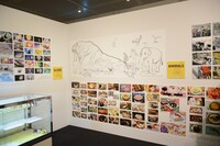 「ボンズ20周年記念展」の様子。