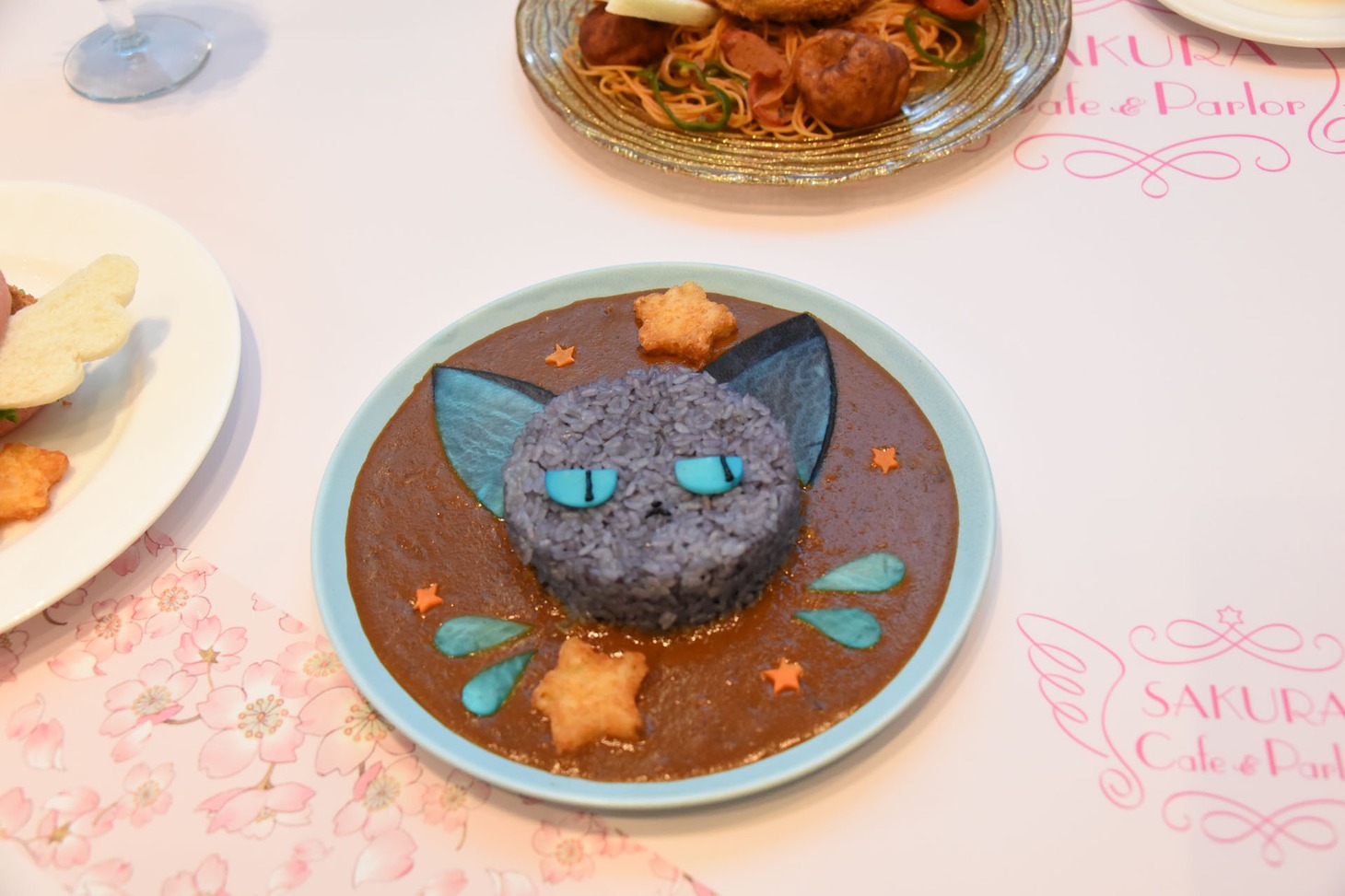 「SAKURA Cafe&Parlor（さくらカフェ＆パーラー）」