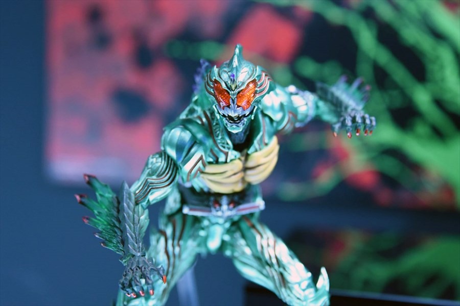 「S.I.C. 仮面ライダーアマゾンオメガ」