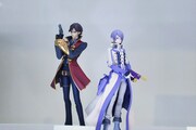 「フィギュアーツZERO ダグラス・ビリンガム」（左）と「フィギュアーツZERO キリル・ヴルーベリ」（右）。