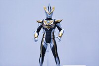 「S.H.Figuarts ウルトラマンルーブ」