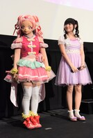 左からキュアエール、田村ゆかり。