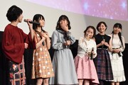「映画HUGっと！プリキュア▽ふたりはプリキュア オールスターズメモリーズ」初日舞台挨拶の様子。