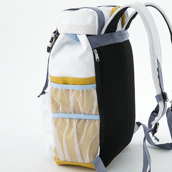 インデックスモデルのバッグ。