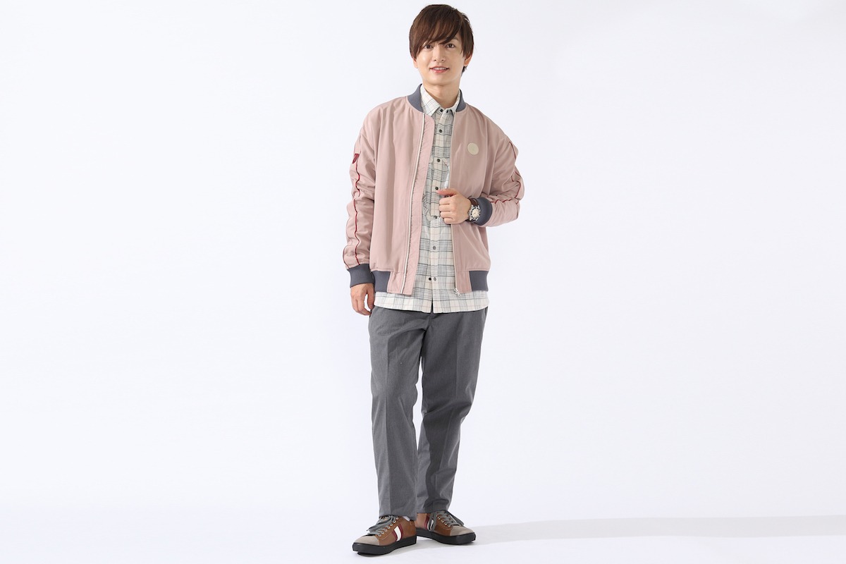 御坂美琴モデルのアイテムの着用例。