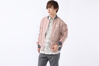 御坂美琴モデルのアイテムの着用例。