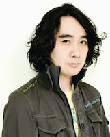 ジョージ・ラローシュ役の浜田賢二。