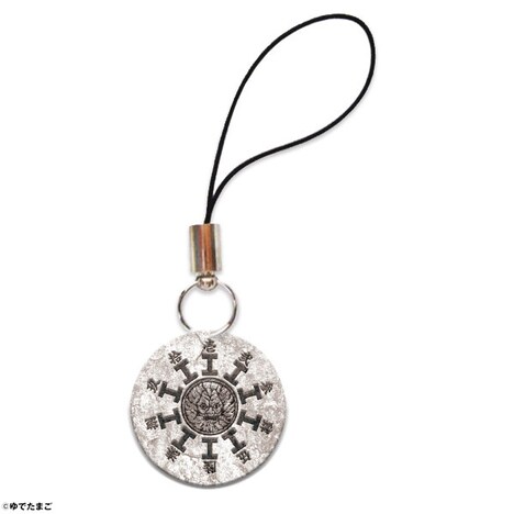 「ダンベルの祭壇」を模したチャーム。