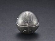 「南部鉄器 鉄魂ハロ」