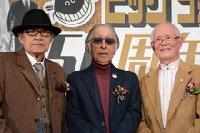 「ビッグコミック50周年展」オープニングセレモニーの様子。左からさいとう・たかを、藤子不二雄(A)、ちばてつや。