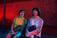 映画「チワワちゃん」の場面カット。