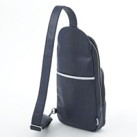 ルーラーモデルのバッグ。