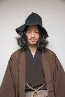 加藤先生役の斎藤工。