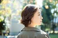 柴田杏花扮する秋葉いつき。(c)桂正和／集英社・スカパー！