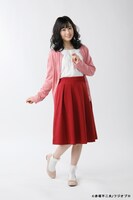 伊藤優衣扮するユリ子。