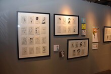 「オノ・ナツメ 1日1キャラクター展」の様子。