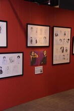 「オノ・ナツメ 1日1キャラクター展」の様子。