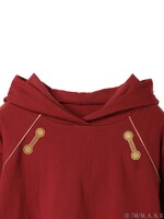 セイバーモデルのパーカー。