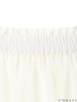 セイバーモデルのシフォンスカート。