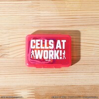 ピルケース入りフレークステッカー。